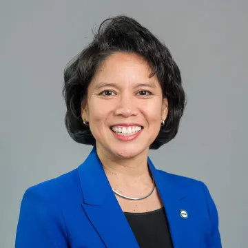 Dr. Cynthia Romero